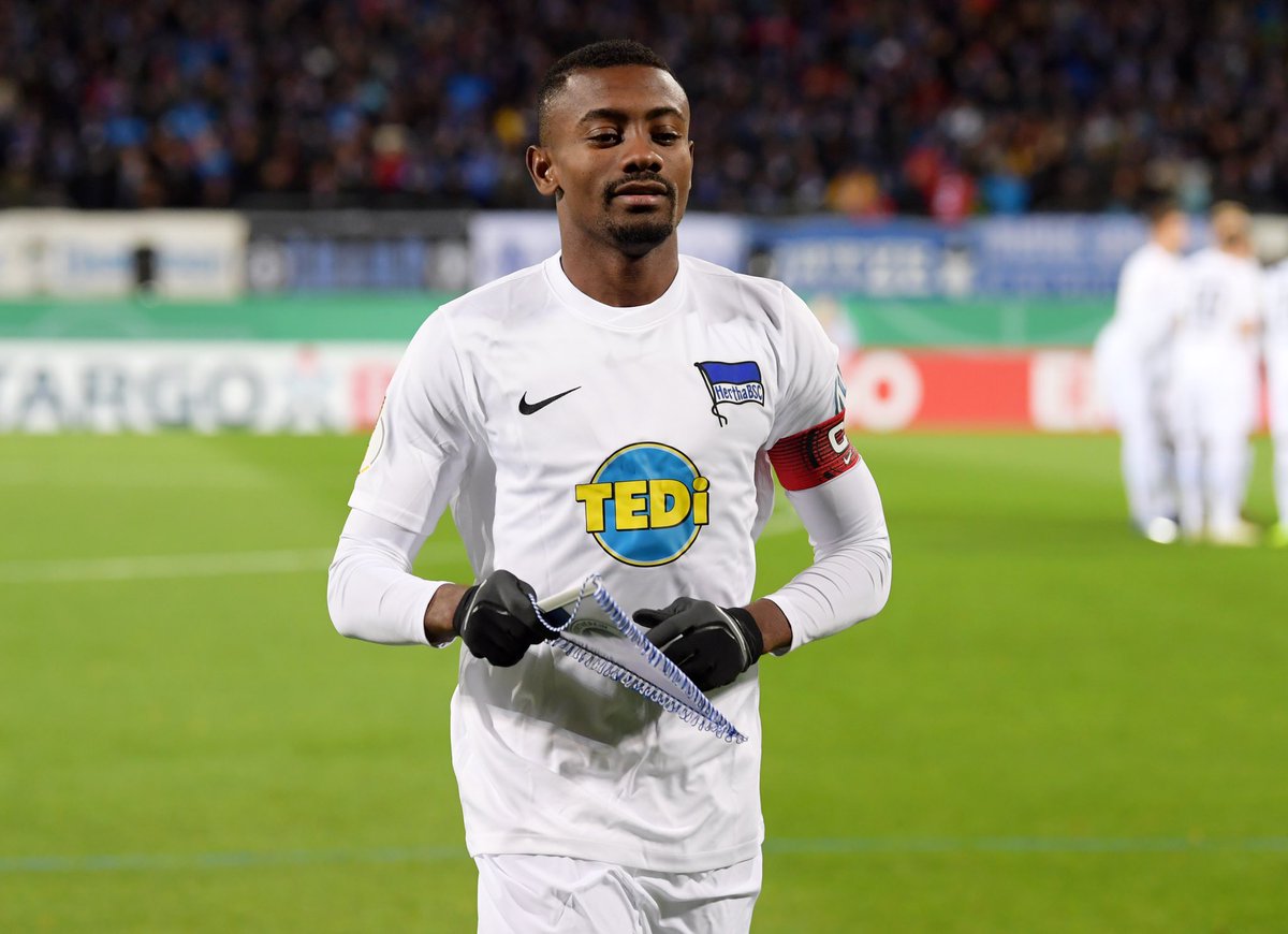 Kalou Suspended by Chelsea for Sharing a Video wherein He Breaks Social Distancing Laws