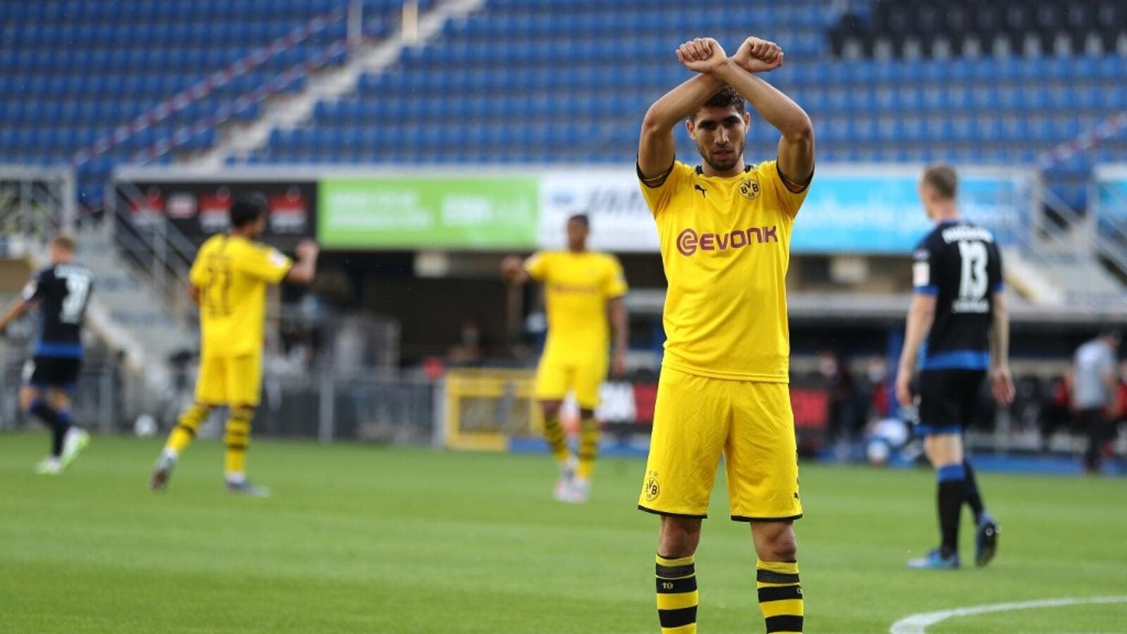 Borussia Dortmund Hopes to Keep Hakimi for a Third Season at Westfalenstadion