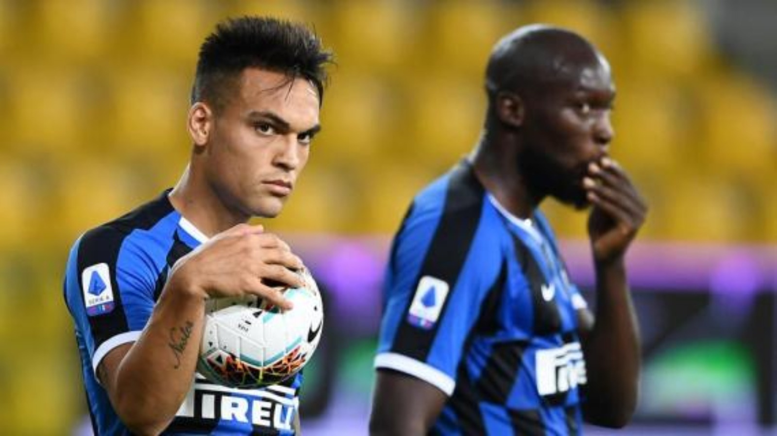 Inter Secures Victory over Parma in the Last Five Minutes