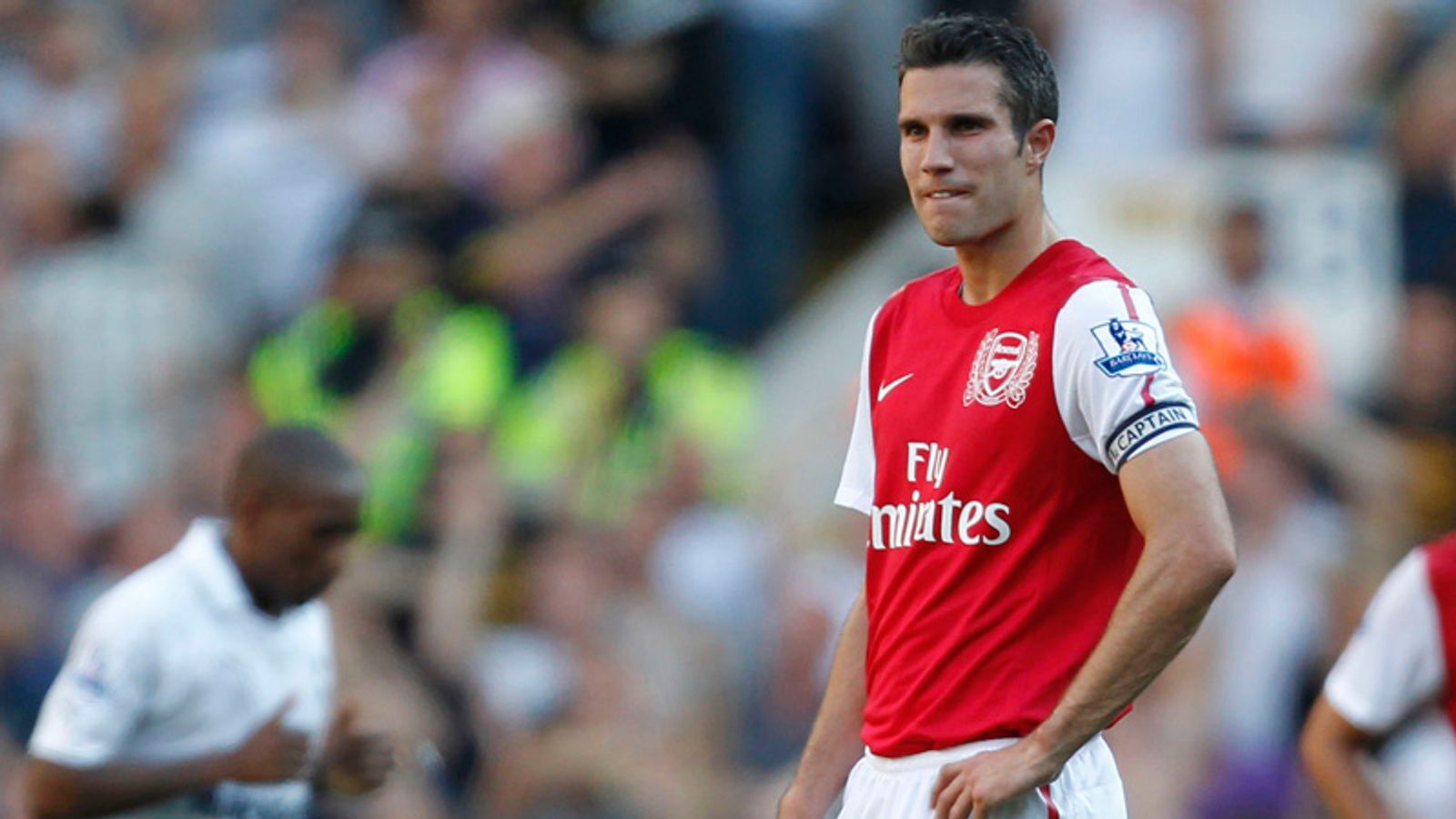 Vermaelen Wanted Van Persie to Stay with Arsenal in 2012 till He Was a Club Legend