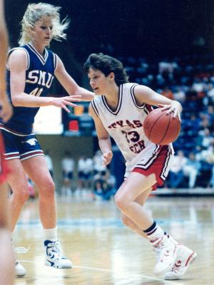 Texas Tech Lady Raider basketball legend and 1993 NCAA Champion Noel Johnson passed away Tuesday at the age of 47 after losing her battle with ovarian cancer.
