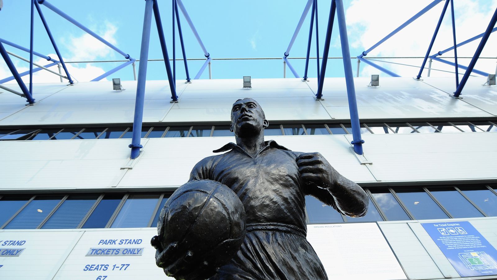 Everton Legend’s Monument Vandalized with Investigation Ongoing