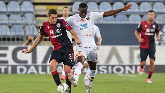 Lecce Missed the Chance to Score Twice and Cagliari Goalkeeper Saved the Game